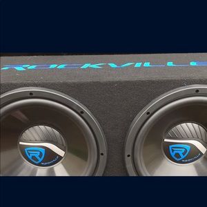 2 12inch subwoofers with amp